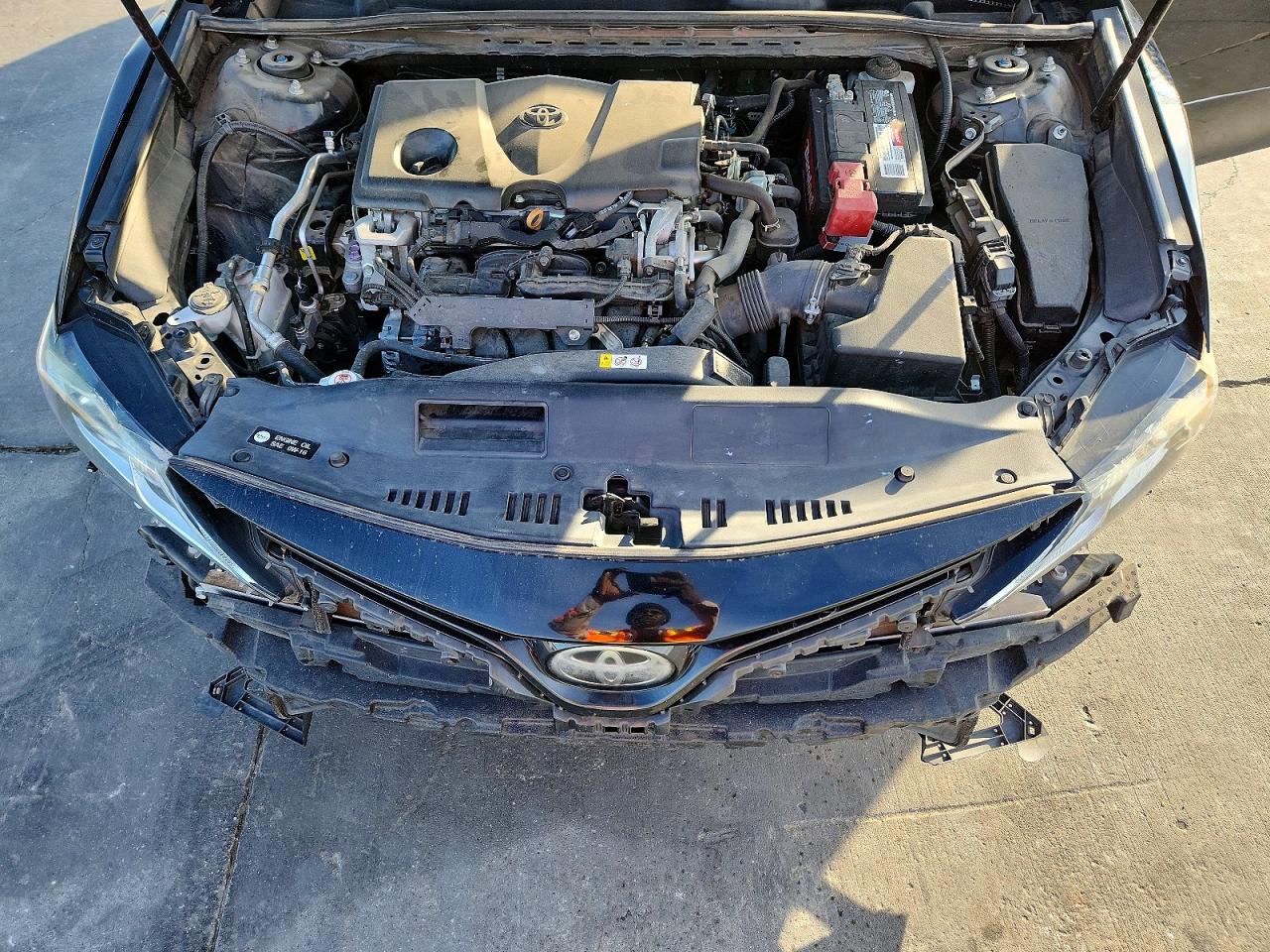 2019 TOYOTA CAMRY L photo 11