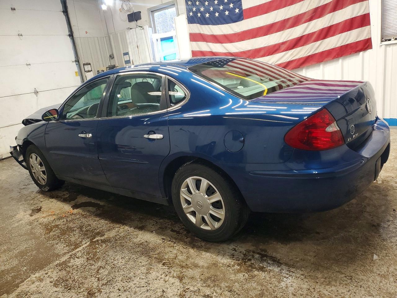 2005 BUICK LACROSSE CX photo 2