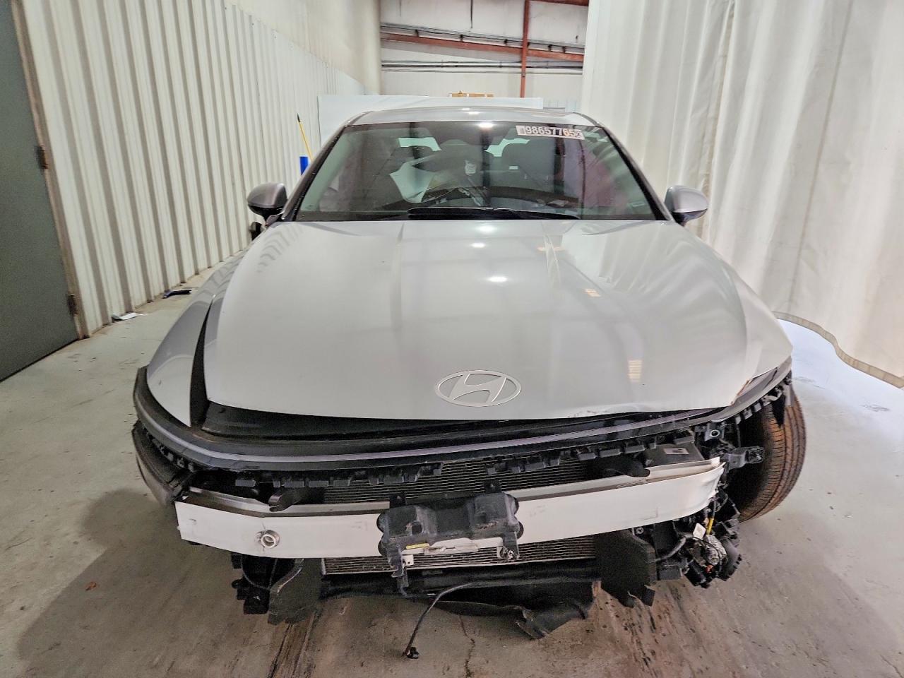 2025 HYUNDAI SONATA SEL photo 5