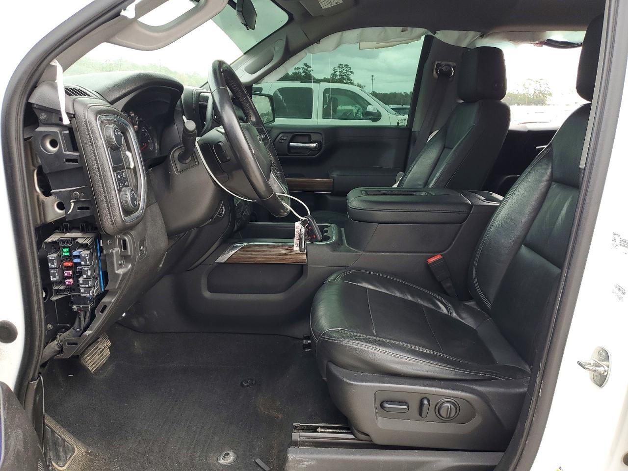 2020 CHEVROLET SILVERADO C1500 RST photo 7