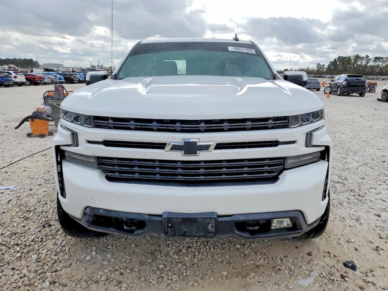 2020 CHEVROLET SILVERADO C1500 RST photo 5