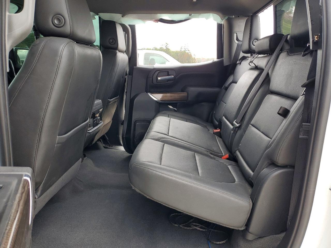 2020 CHEVROLET SILVERADO C1500 RST photo 10