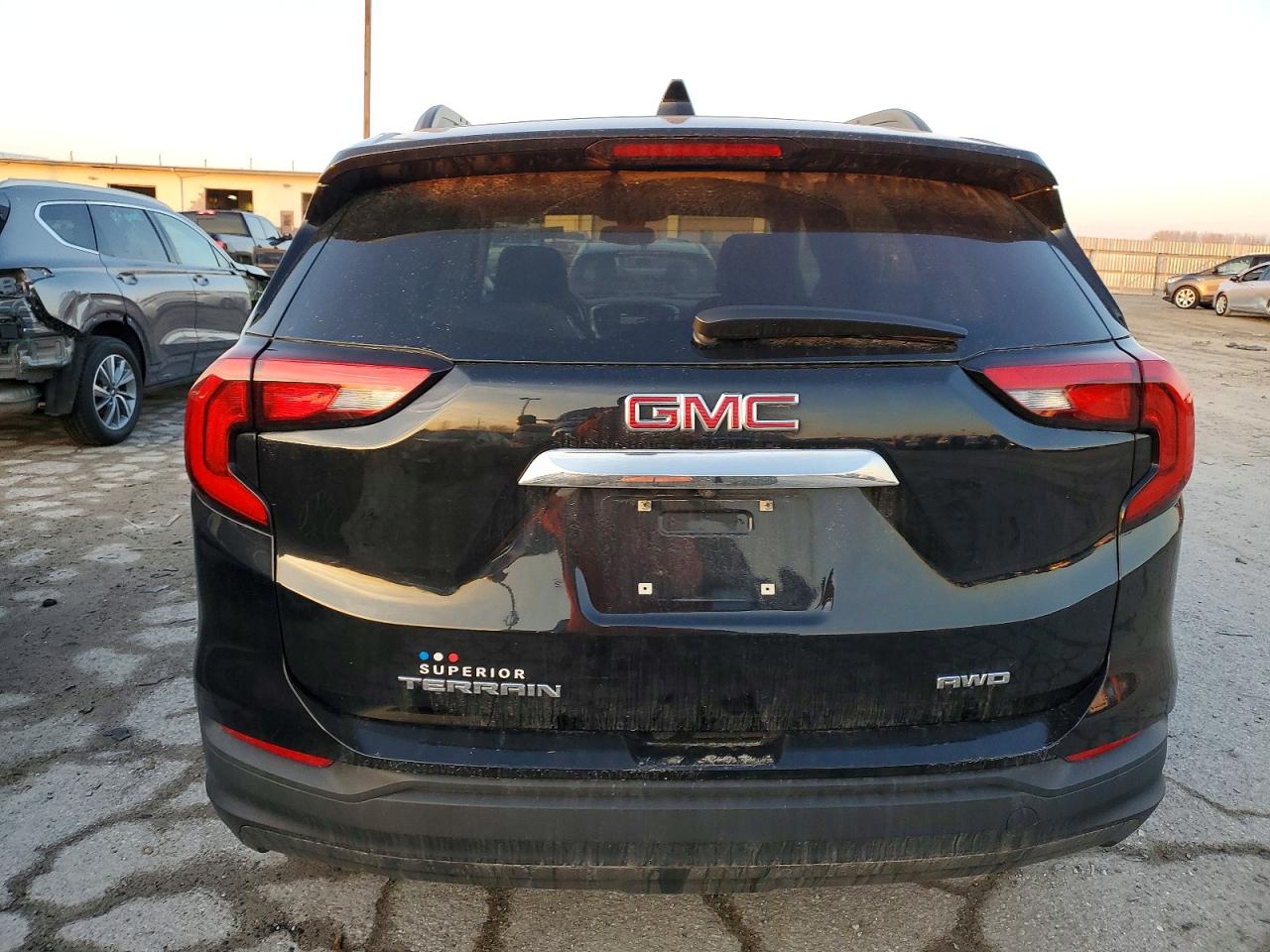 2019 GMC TERRAIN SLE photo 6