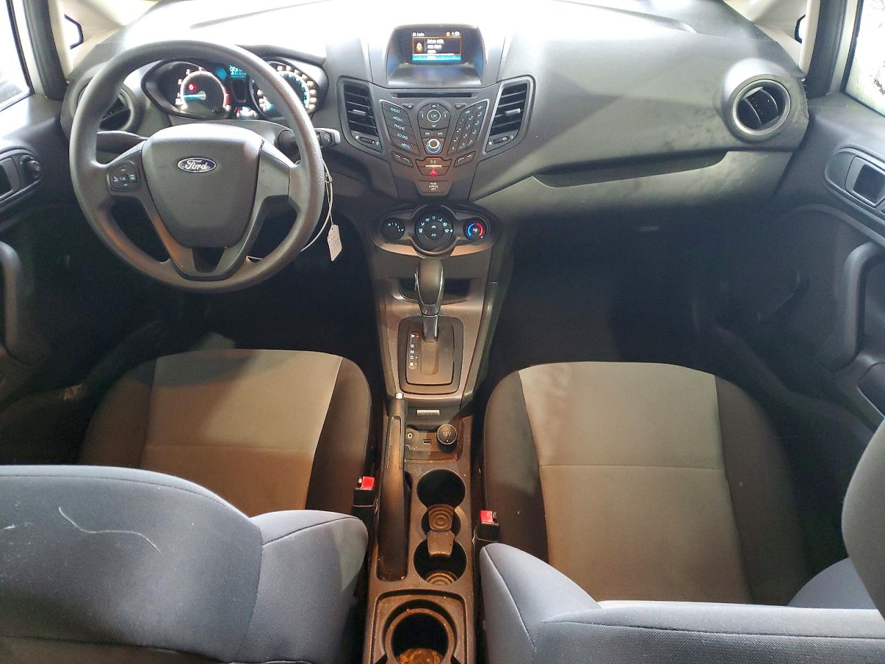 2019 FORD FIESTA S photo 8