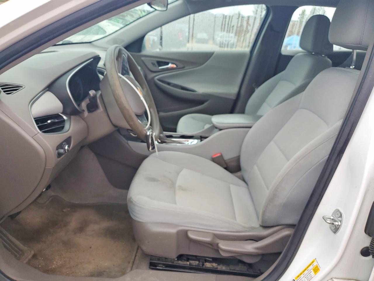 2017 CHEVROLET MALIBU LS photo 7