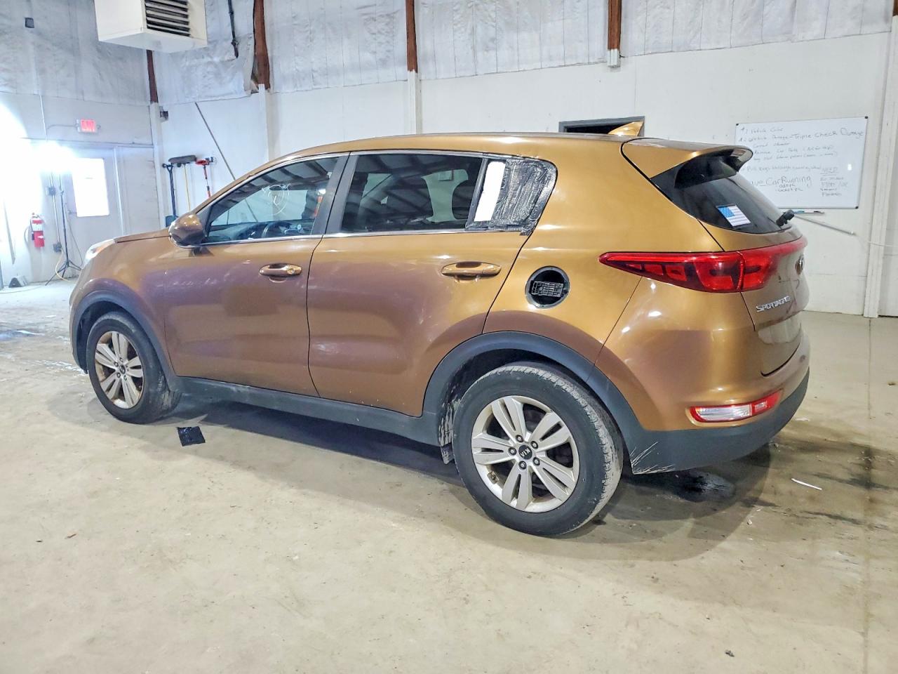 2017 KIA SPORTAGE LX photo 2