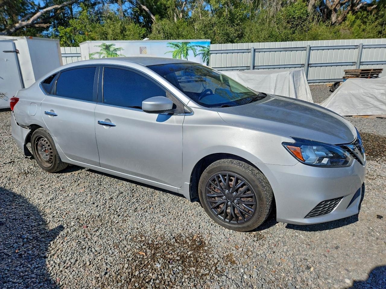 2019 NISSAN SENTRA S photo 4