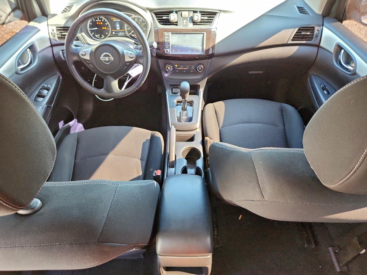 2019 NISSAN SENTRA S photo 8