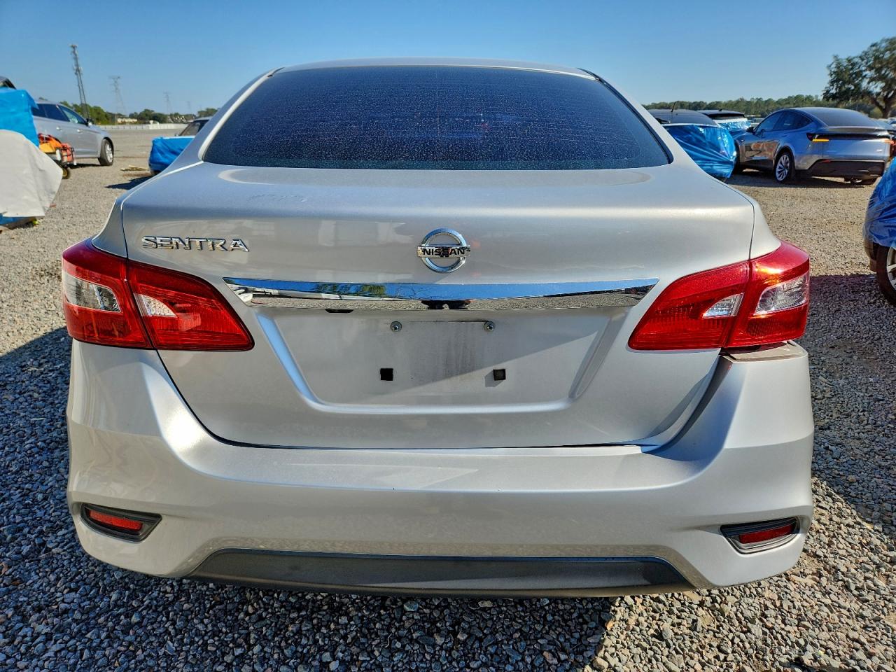 2019 NISSAN SENTRA S photo 6