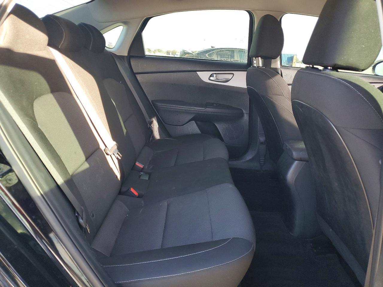 2024 KIA FORTE LX photo 10