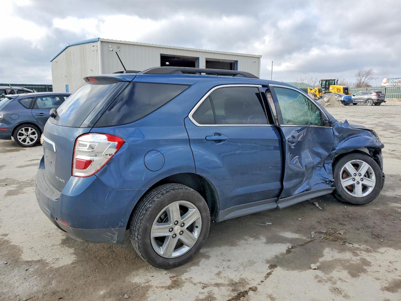 2016 CHEVROLET EQUINOX LT photo 3