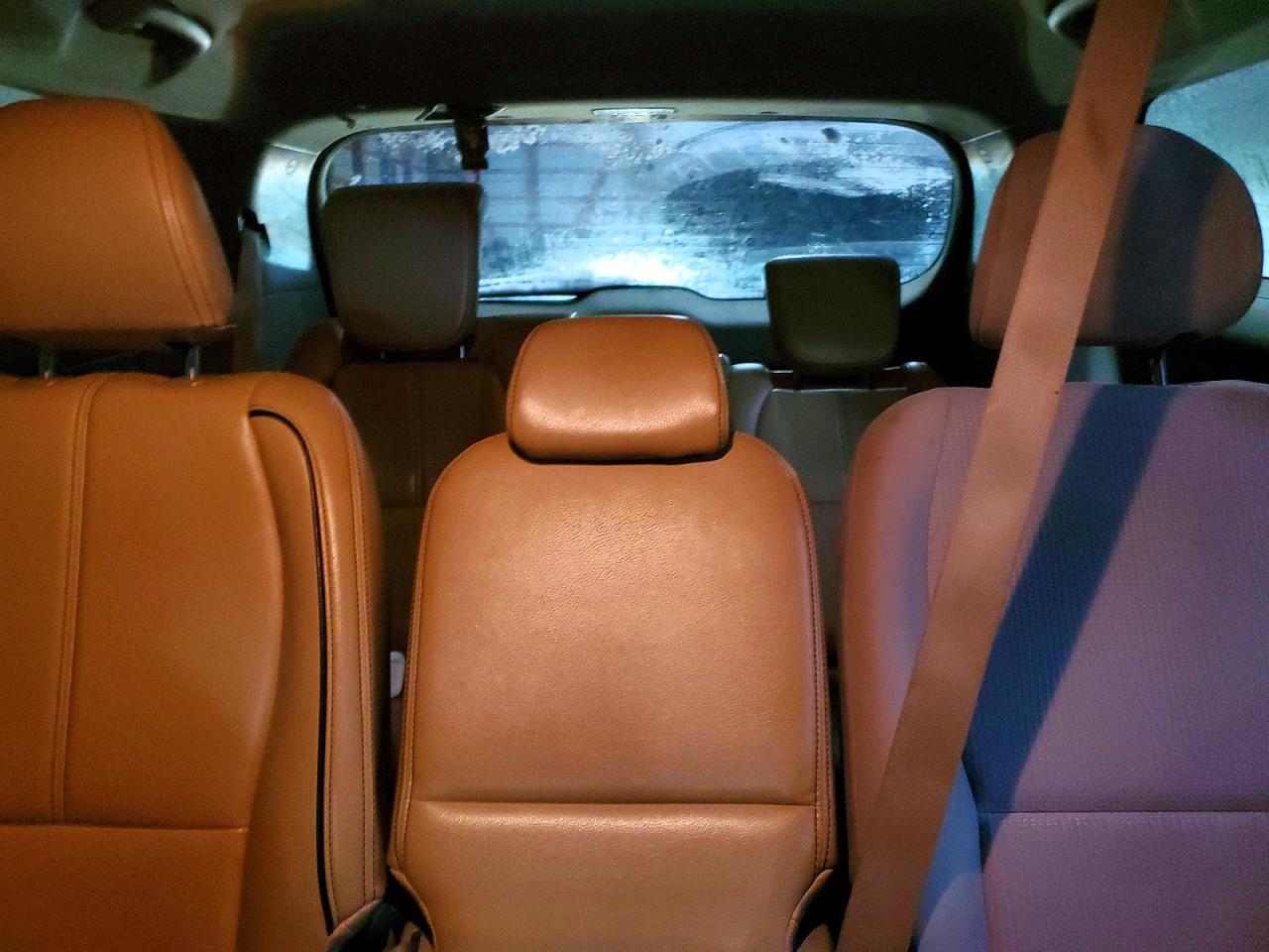 2017 KIA SEDONA LX photo 10