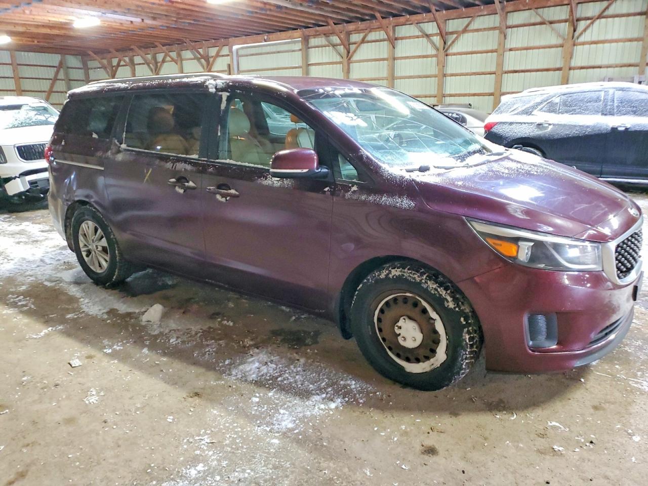 2017 KIA SEDONA LX photo 4