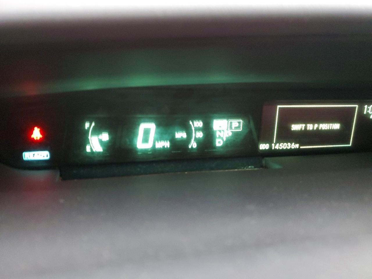 2013 TOYOTA PRIUS photo 9