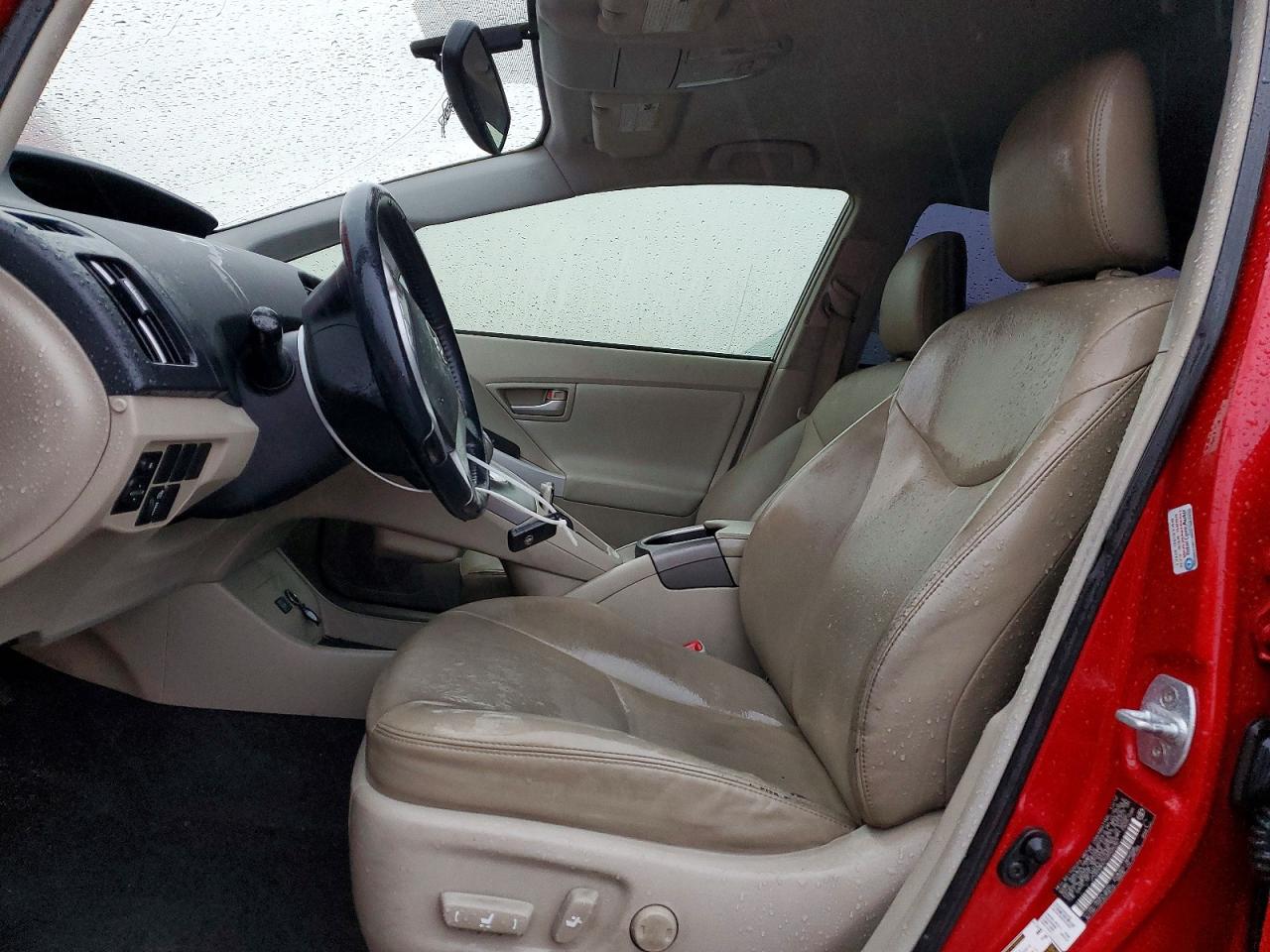 2013 TOYOTA PRIUS photo 7