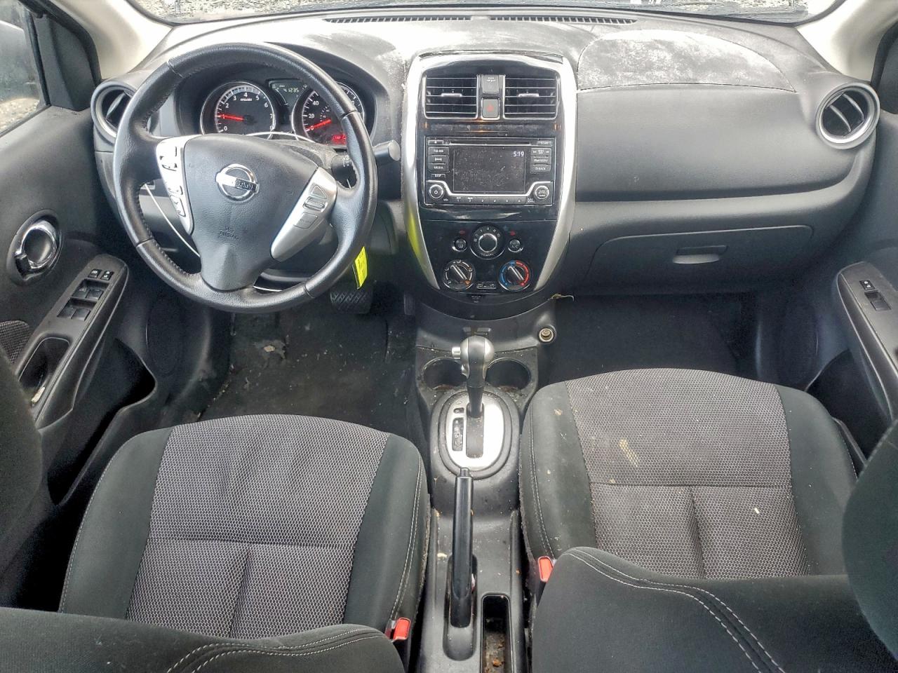 2018 NISSAN VERSA S photo 8
