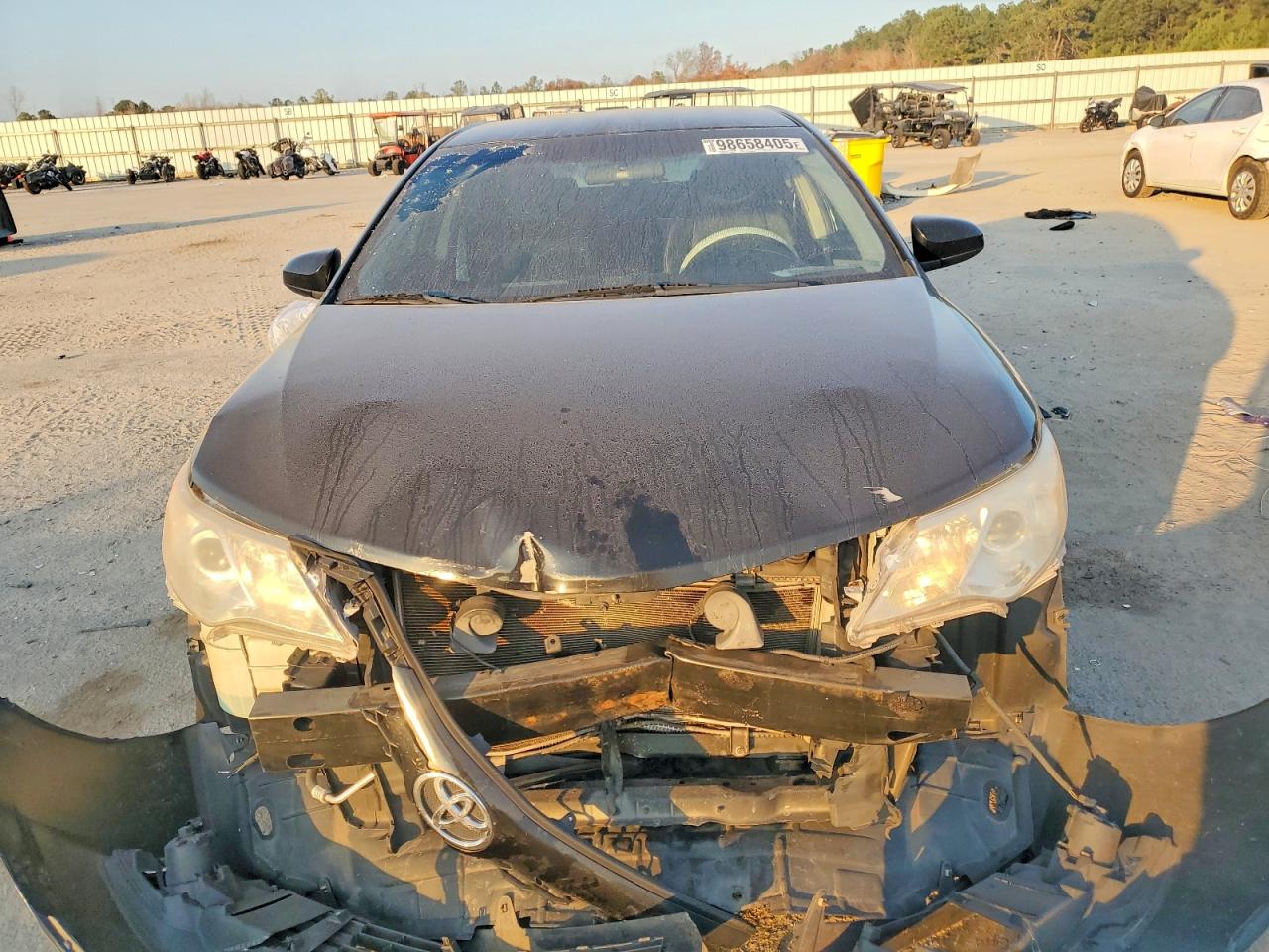 2013 TOYOTA CAMRY L photo 5