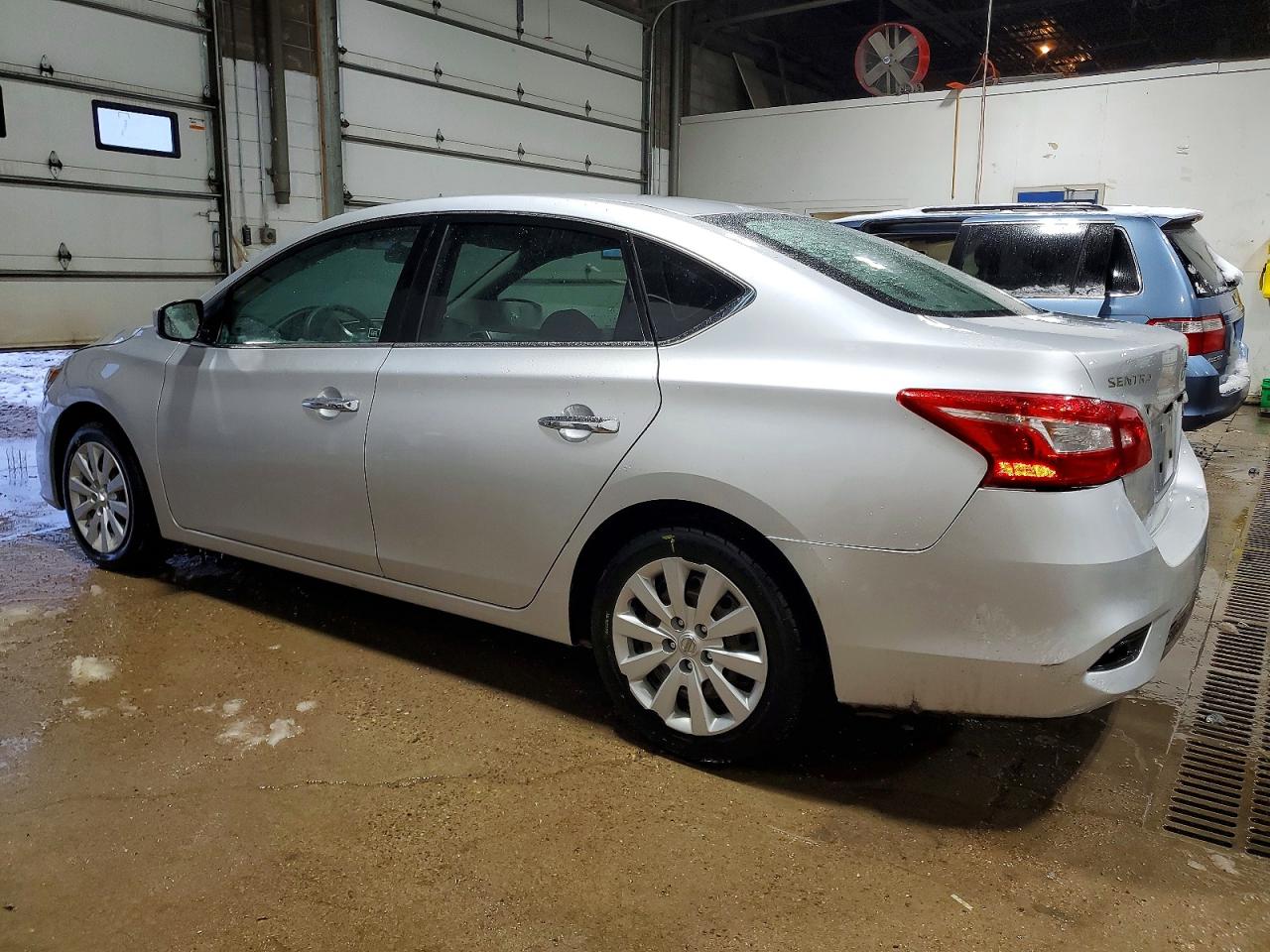 2017 NISSAN SENTRA S photo 2