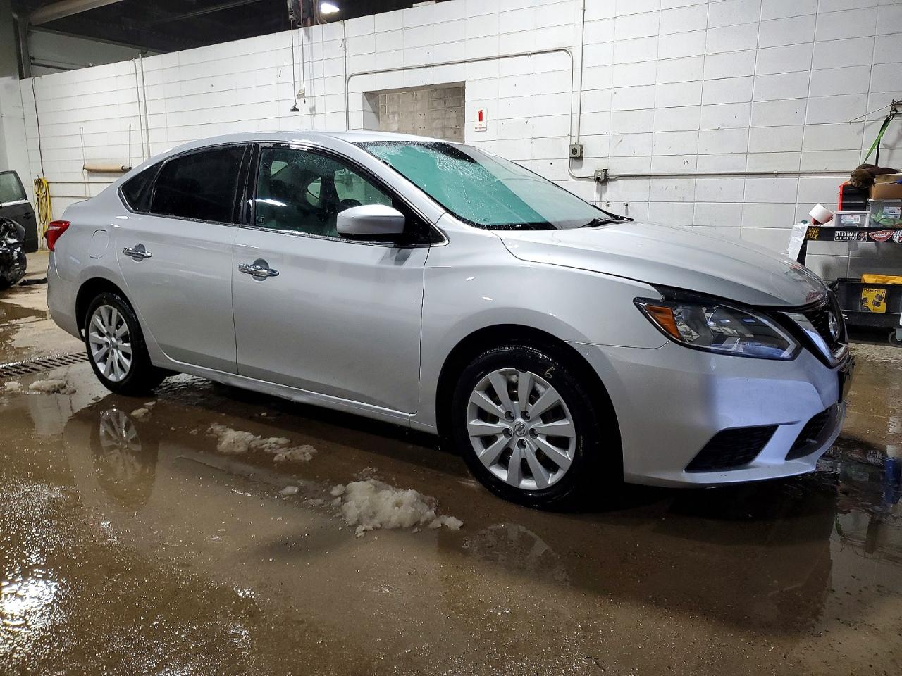 2017 NISSAN SENTRA S photo 4