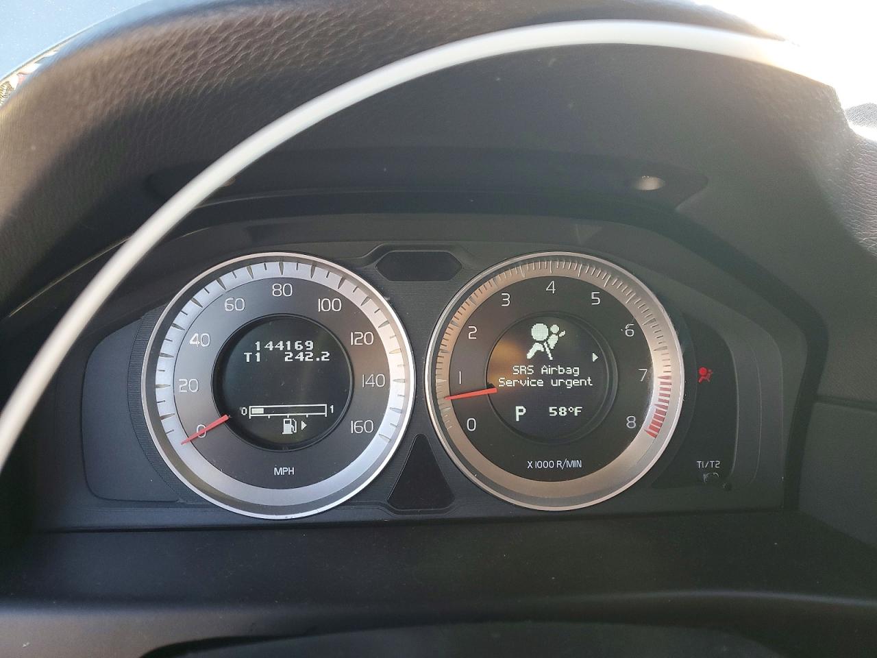 2013 VOLVO XC70 T6 photo 9