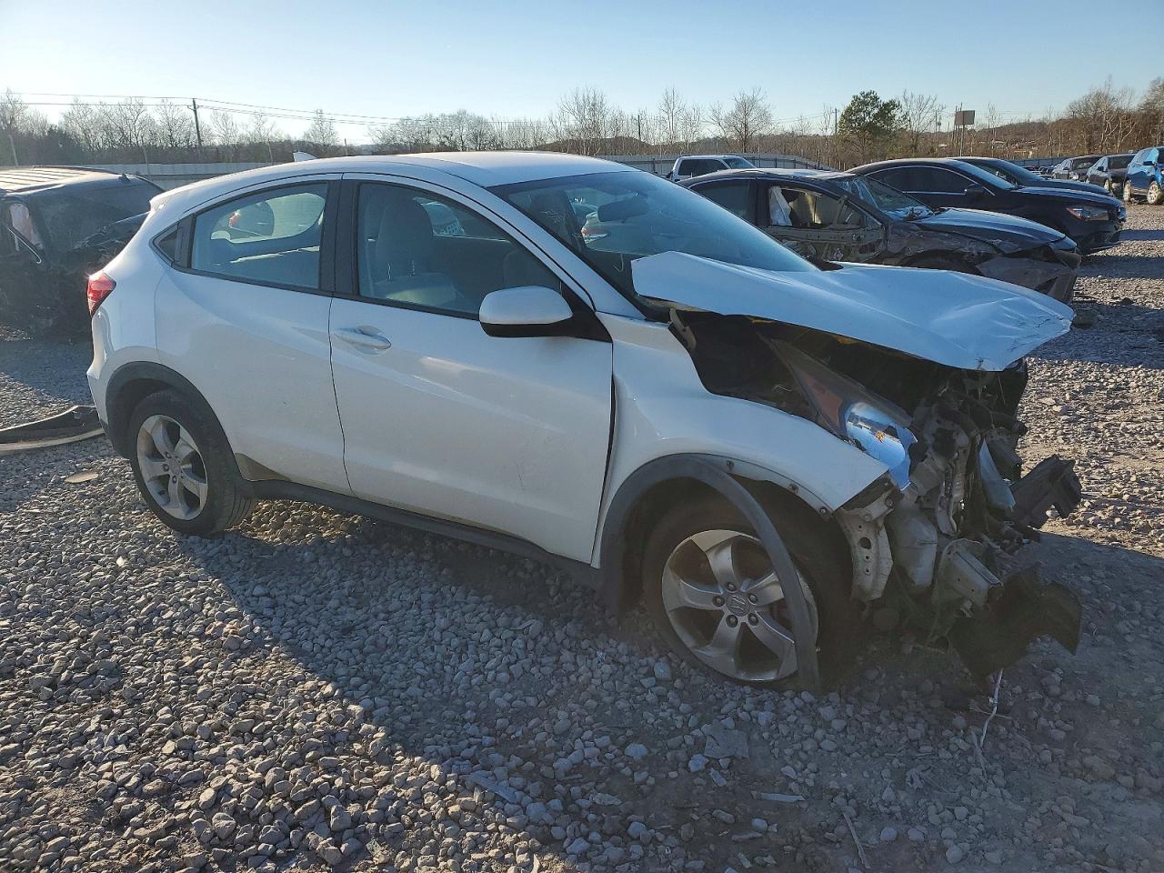 2016 HONDA HR-V LX photo 4