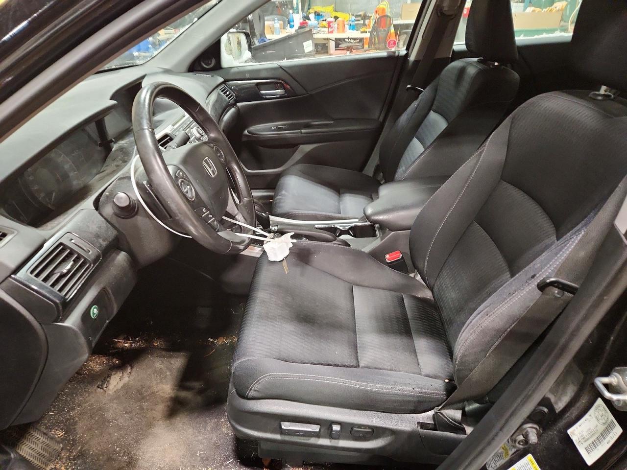 2015 HONDA ACCORD SPORT photo 7