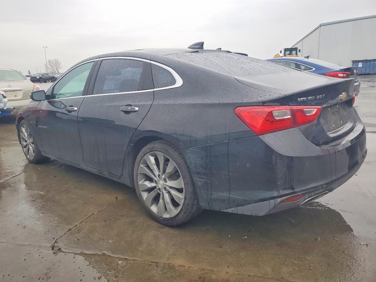 2017 CHEVROLET MALIBU PREMIER photo 2