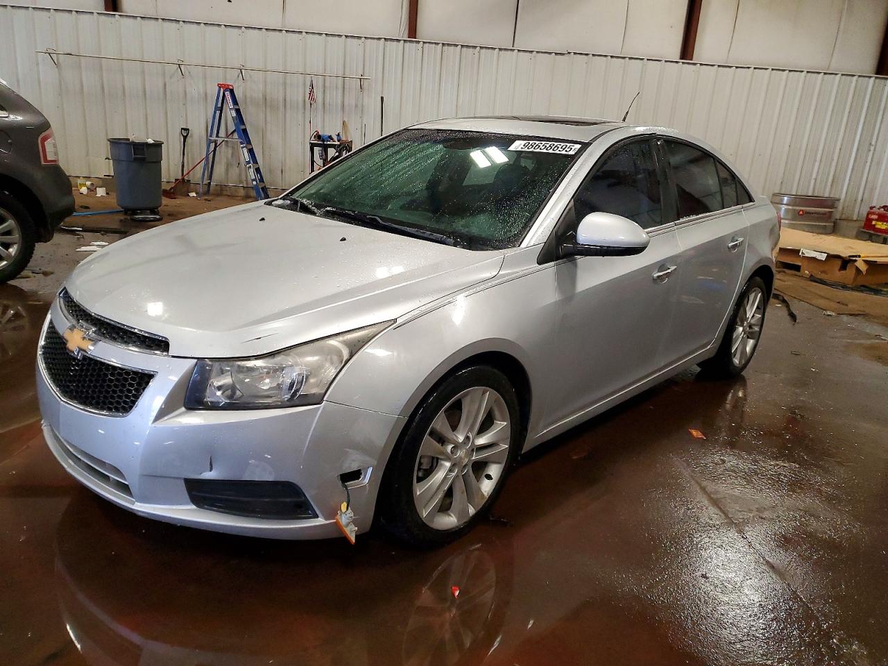 2011 CHEVROLET CRUZE