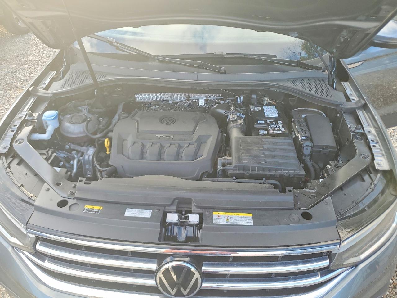 2024 VOLKSWAGEN TIGUAN SE photo 11