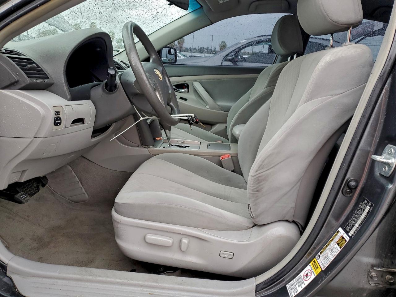 2009 TOYOTA CAMRY BASE photo 7