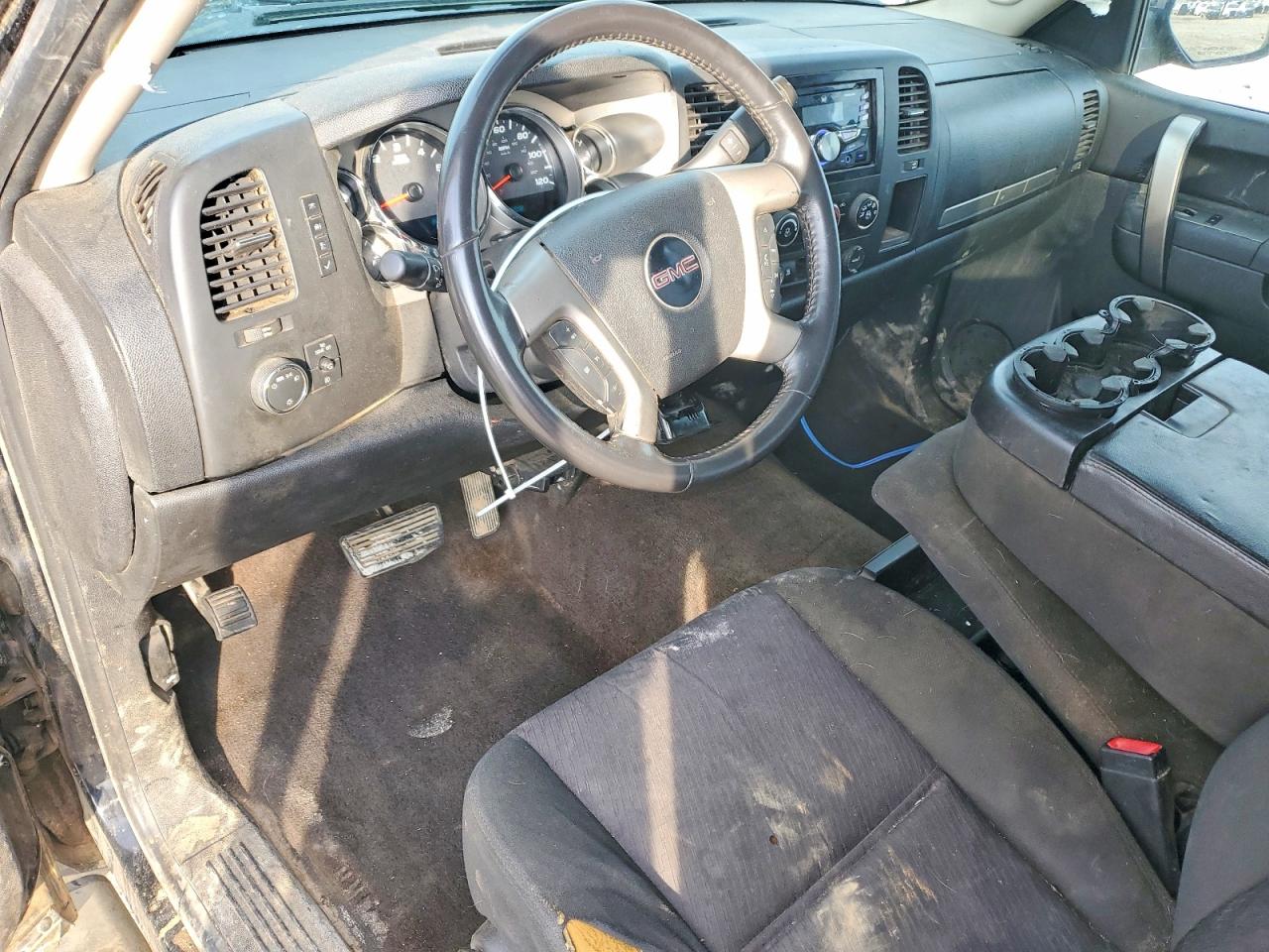 2011 GMC SIERRA K1500 SLE photo 8