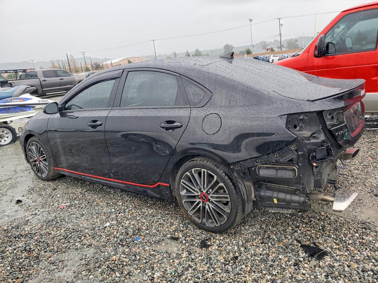 2023 KIA FORTE GT photo 2