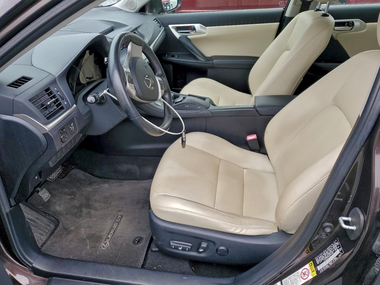 2012 LEXUS CT 200 photo 7