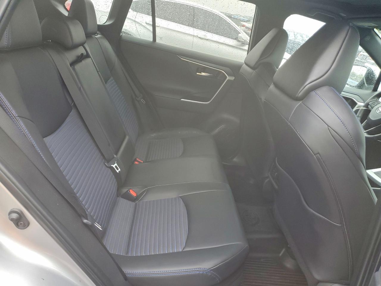 2024 TOYOTA RAV4 XSE photo 10