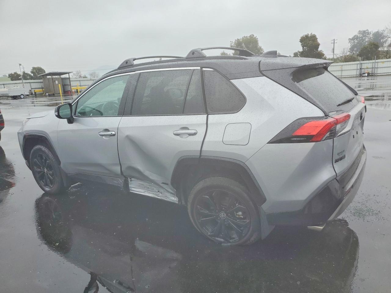 2024 TOYOTA RAV4 XSE photo 2