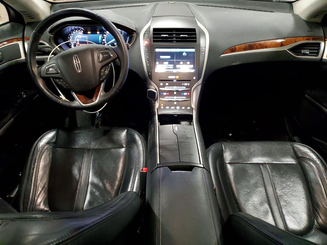 2015 LINCOLN MKZ photo 8