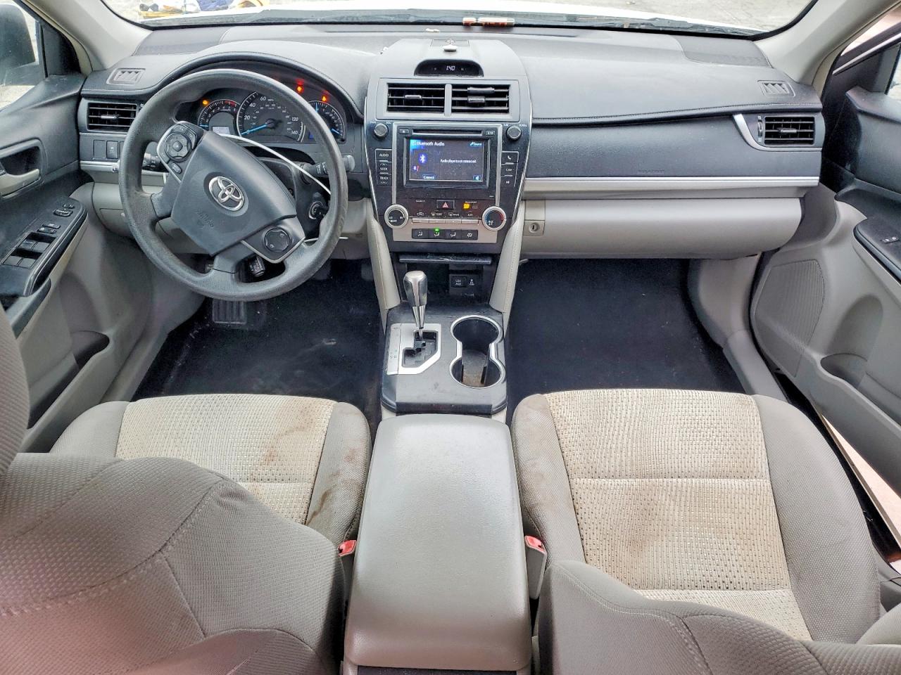 2012 TOYOTA CAMRY photo 8