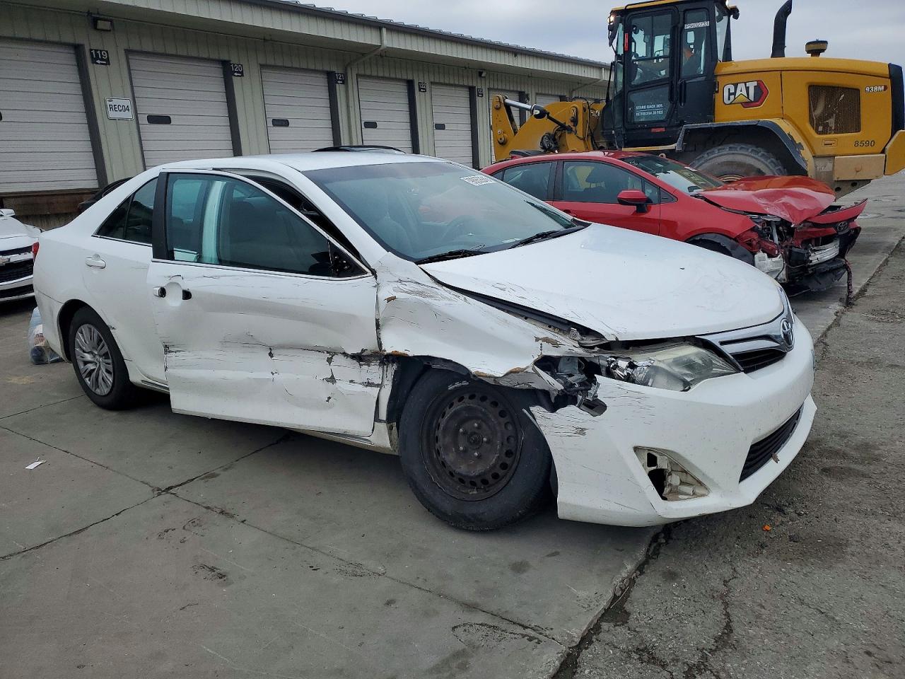 2012 TOYOTA CAMRY photo 4
