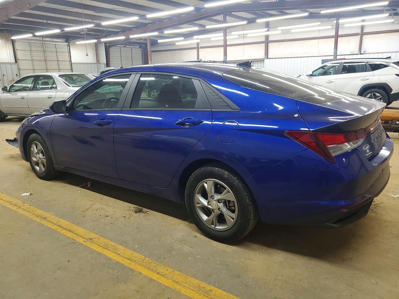 2023 HYUNDAI ELANTRA SE photo 2