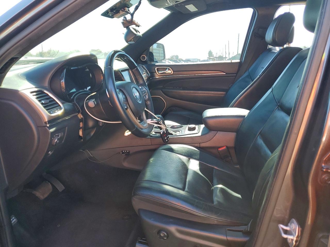 2016 JEEP GRAND CHEROKEE SUMMIT photo 7