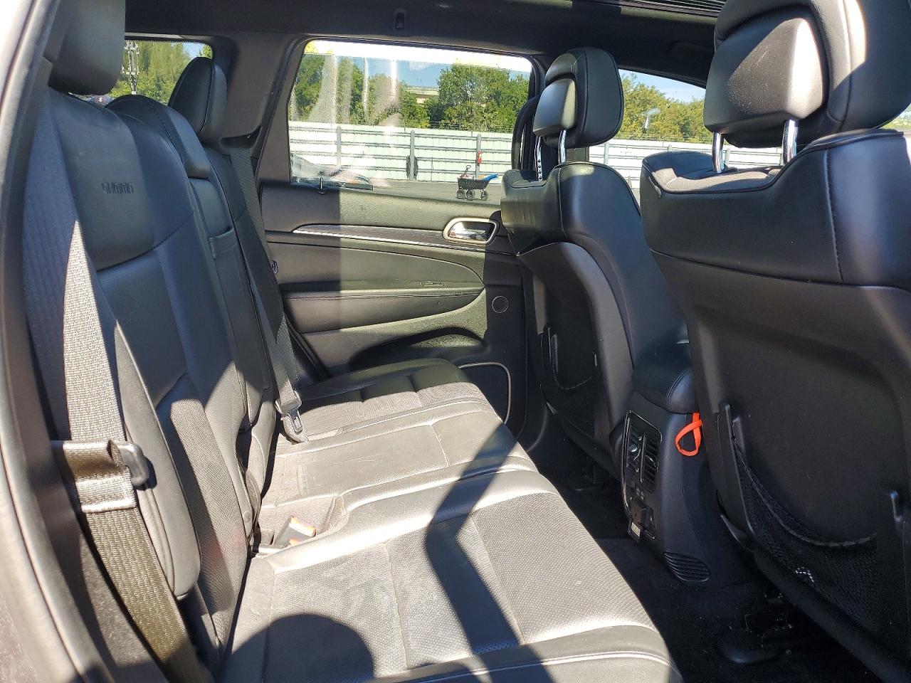 2016 JEEP GRAND CHEROKEE SUMMIT photo 11