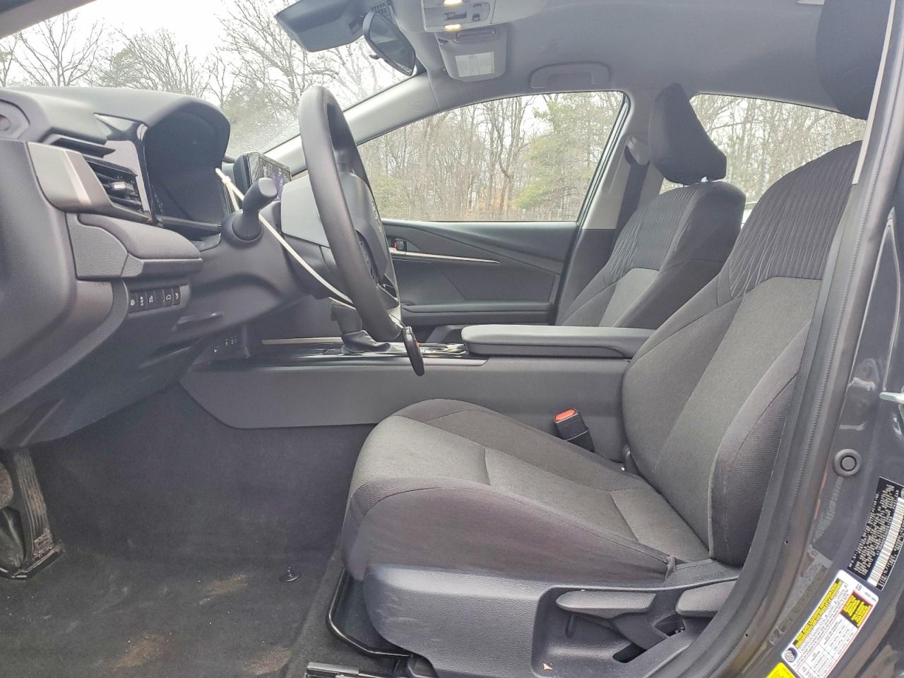 2025 TOYOTA CAMRY XSE photo 7