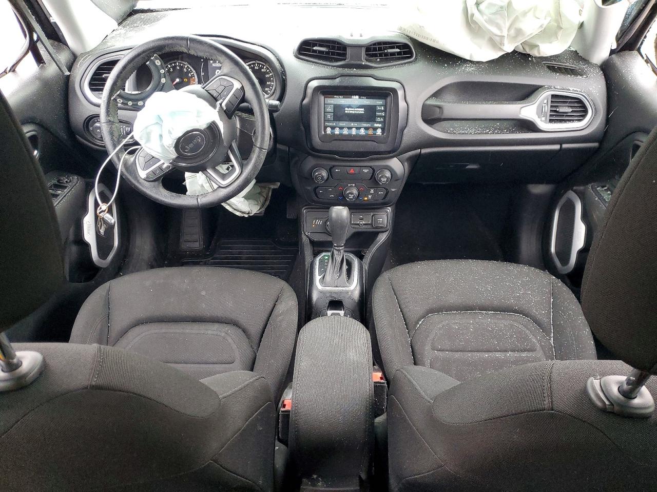 2019 JEEP RENEGADE LATITUDE photo 8