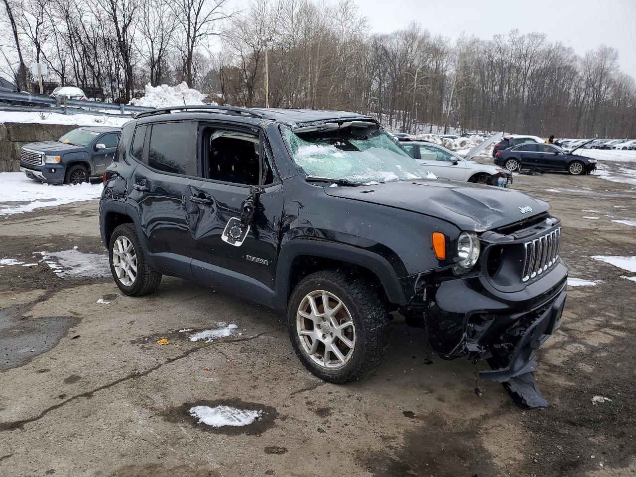 2019 JEEP RENEGADE LATITUDE photo 4