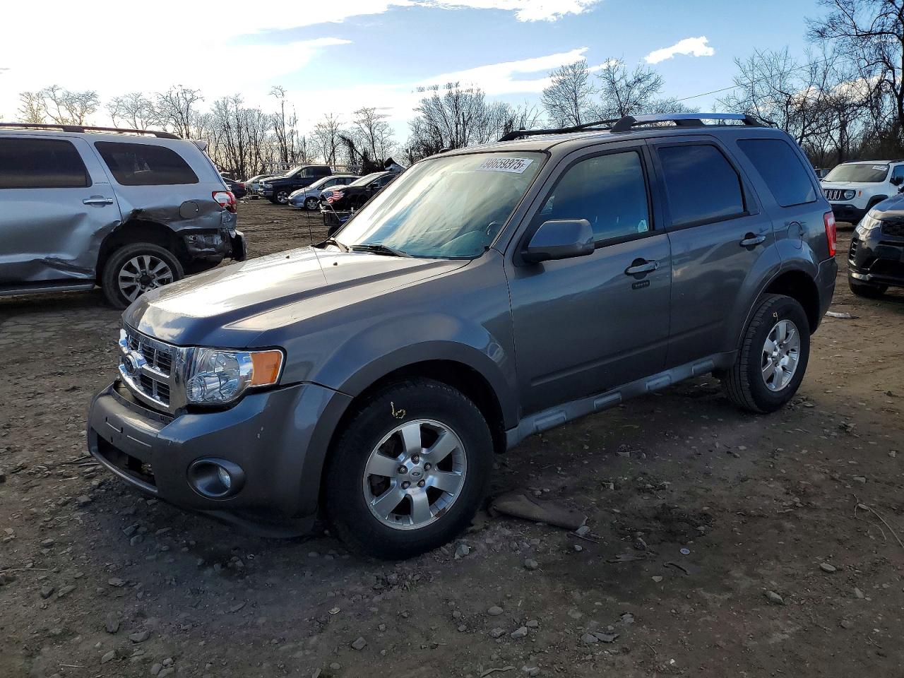 2011 FORD ESCAPE