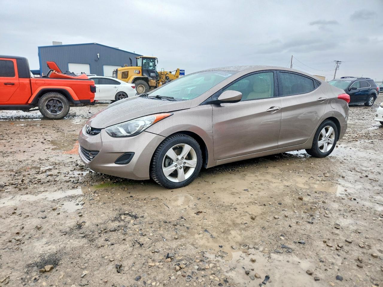 2013 HYUNDAI ELANTRA