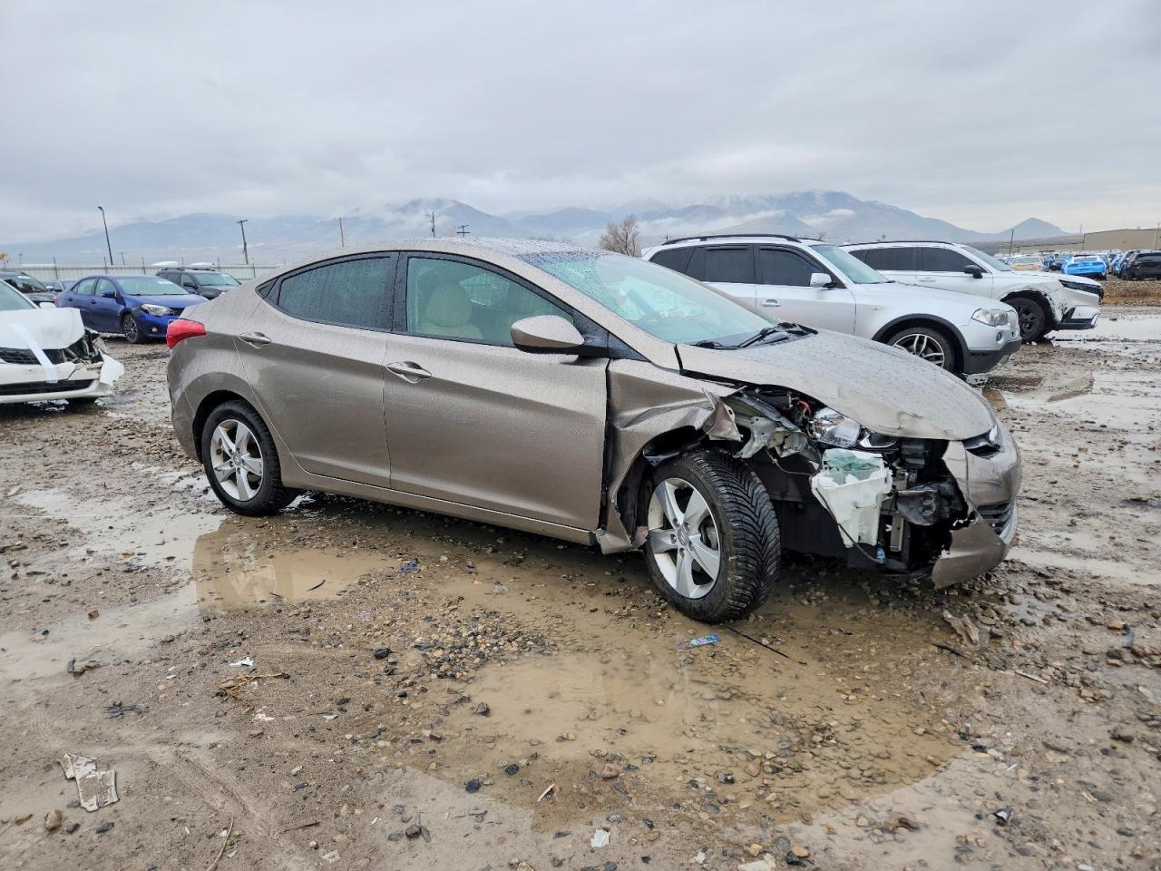2013 HYUNDAI ELANTRA GLS photo 4