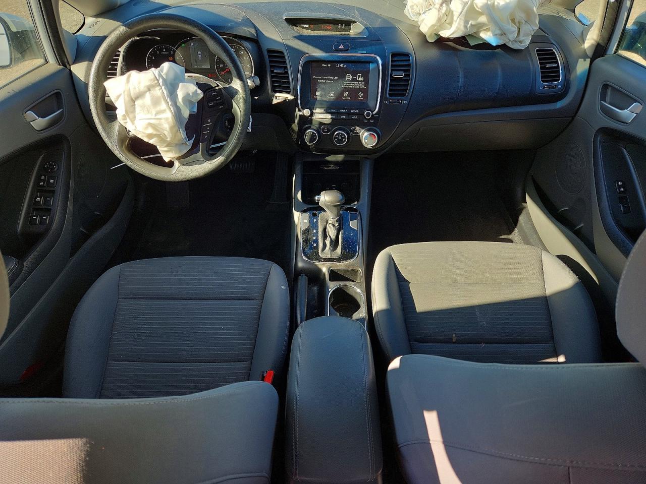 2018 KIA FORTE LX photo 8