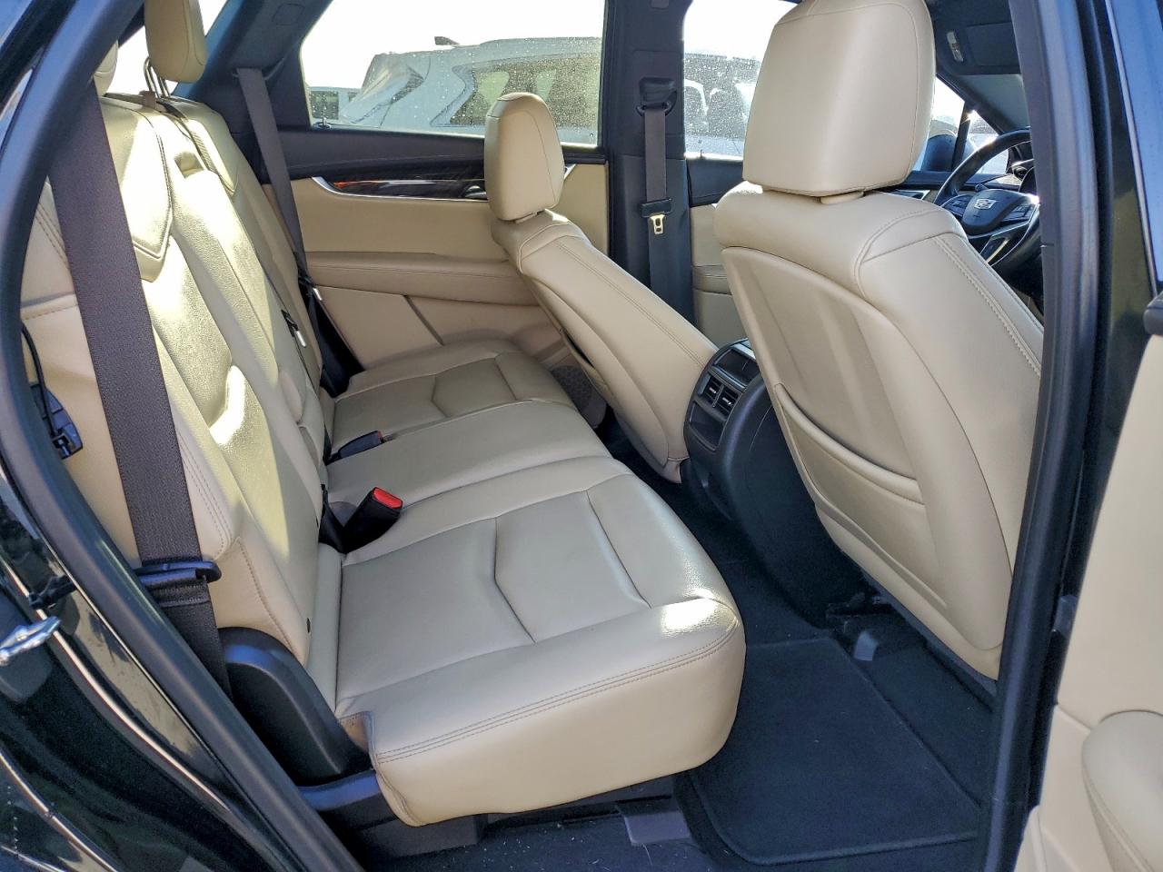 2017 CADILLAC XT5 photo 11