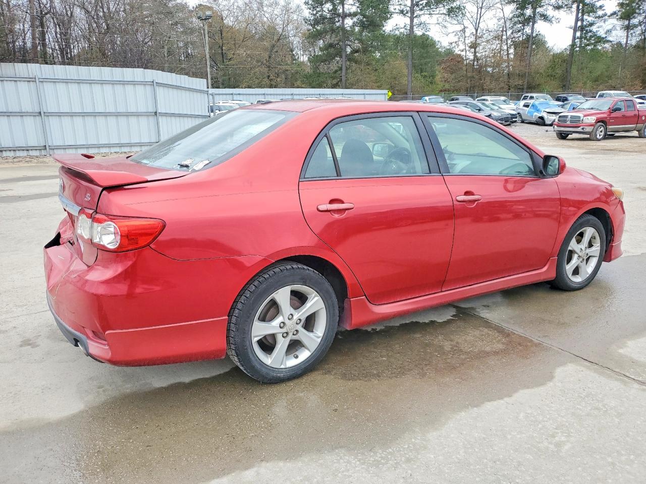2011 TOYOTA COROLLA BASE photo 3